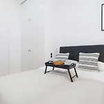 Apartment Dwernickiego Cracow By Renters